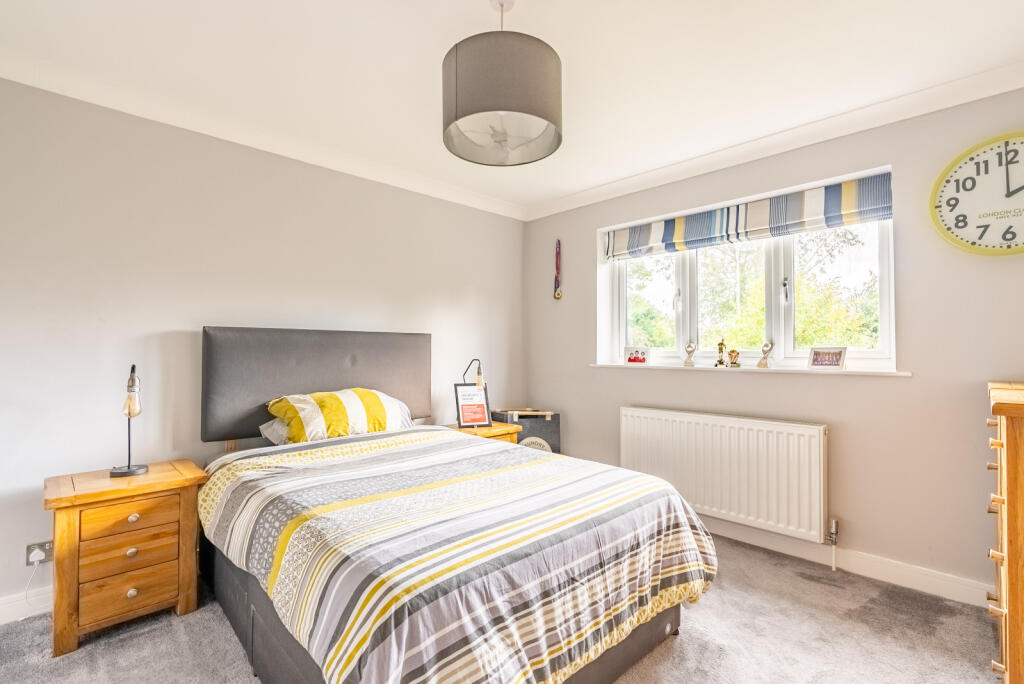 Additional image 16 of Moreton Avenue, Harpenden, Hertfordshire, AL5