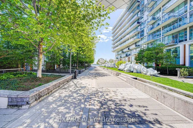 Additional image 35 of 39 Queens Quay Unit 101