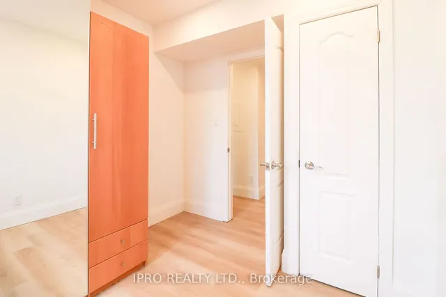 Additional image 16 of 3 Shank St Unit 304