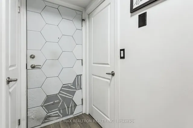 Additional image 7 of 80 Esther Lorrie Dr Unit 803