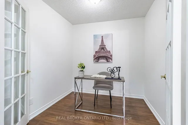 Additional image 8 of 9 George St Unit 907