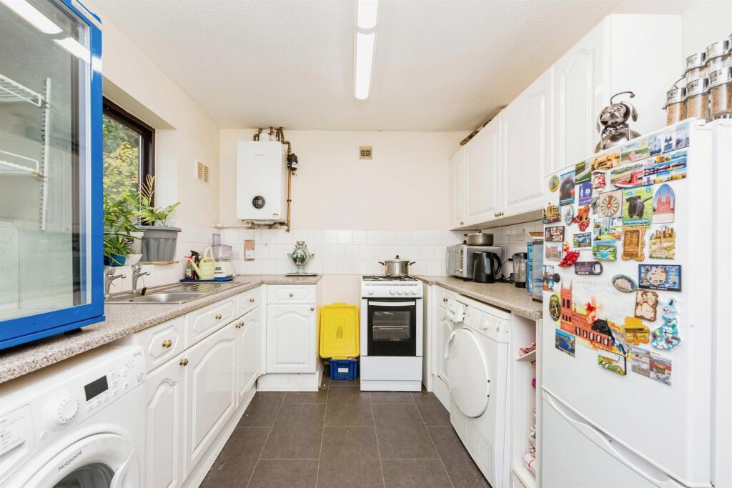 Additional image 5 of Goldieslie Close, Sutton Coldfield