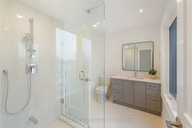 Additional image 30 of 1049 Greenwood Ave