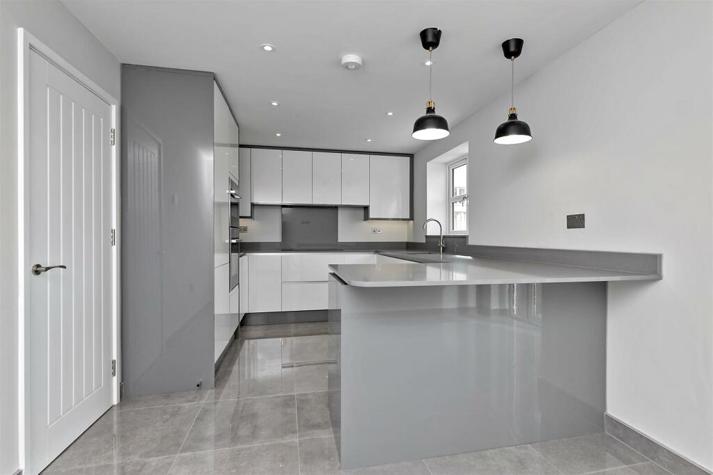 Additional image 7 of High Ash Road, Wheathampstead, St. Albans