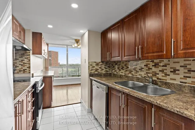 Additional image 12 of 1 Rowntree Rd Unit 1610