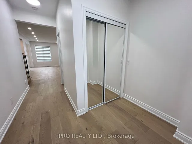 Additional image 18 of 102 Kendall Dr