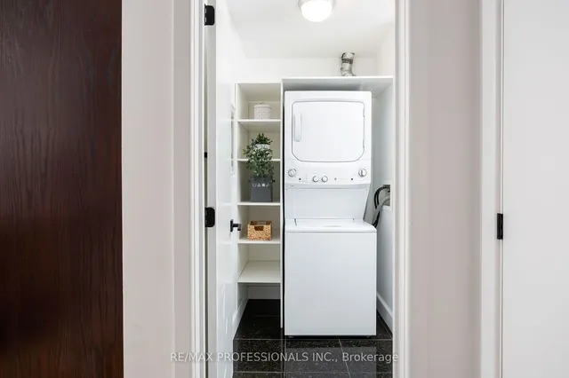 Additional image 9 of 235 Medland St Unit 207