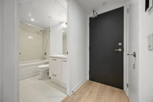 Additional image 6 of 87 Peter St Unit 701