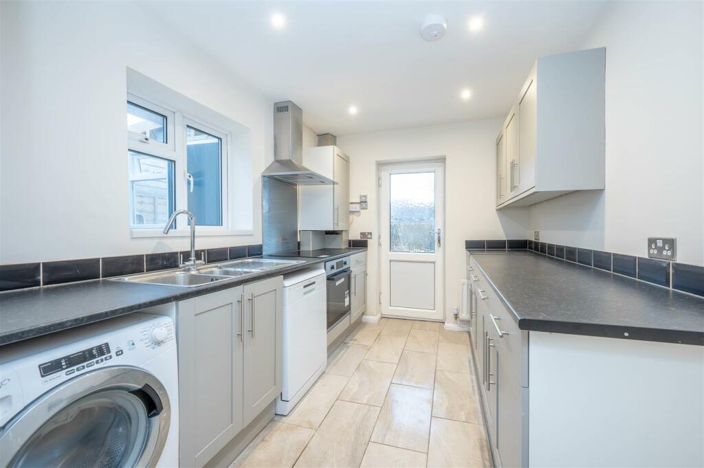 Additional image 8 of Meadow Road, Henley-In-Arden