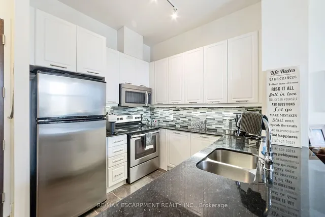 Additional image 8 of 2480 Prince Michael Dr Unit 102