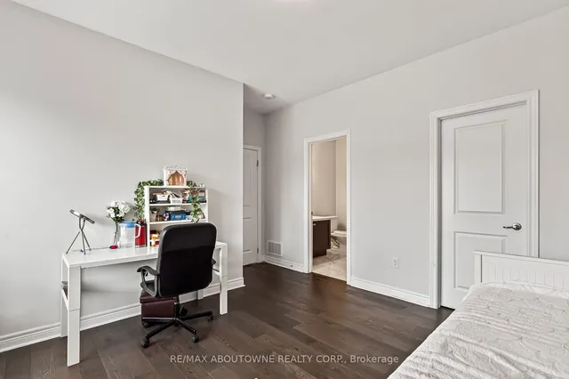 Additional image 29 of 3298 Charles Fay Pass