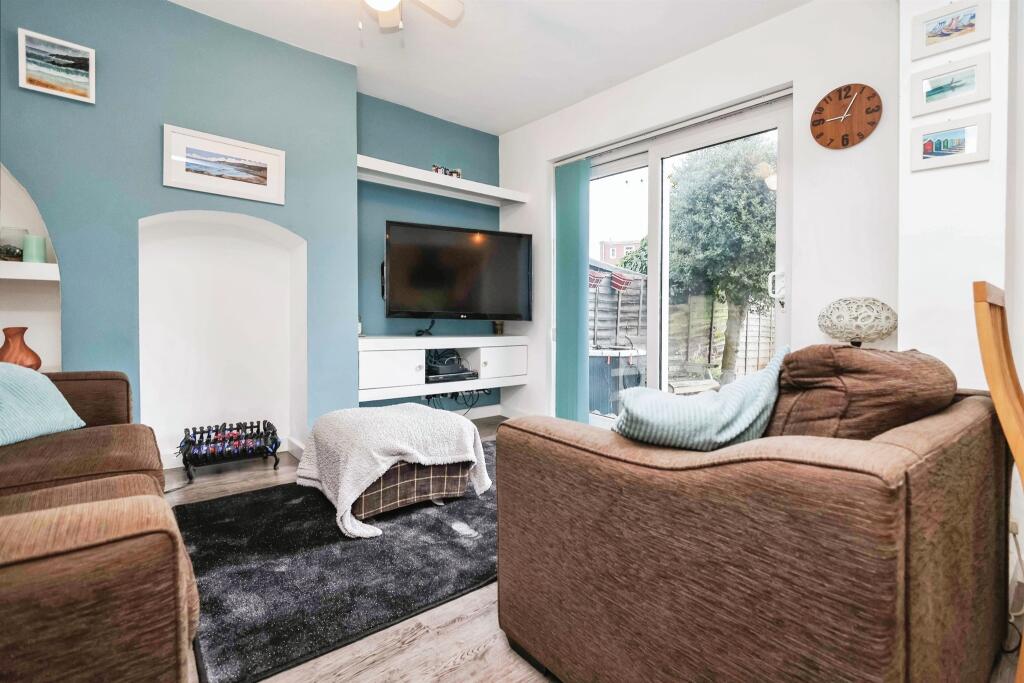 Additional image 3 of Hollyhurst Grove, Birmingham