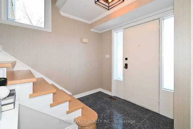 Additional image 16 of 45 Birchmount Rd Unit 10