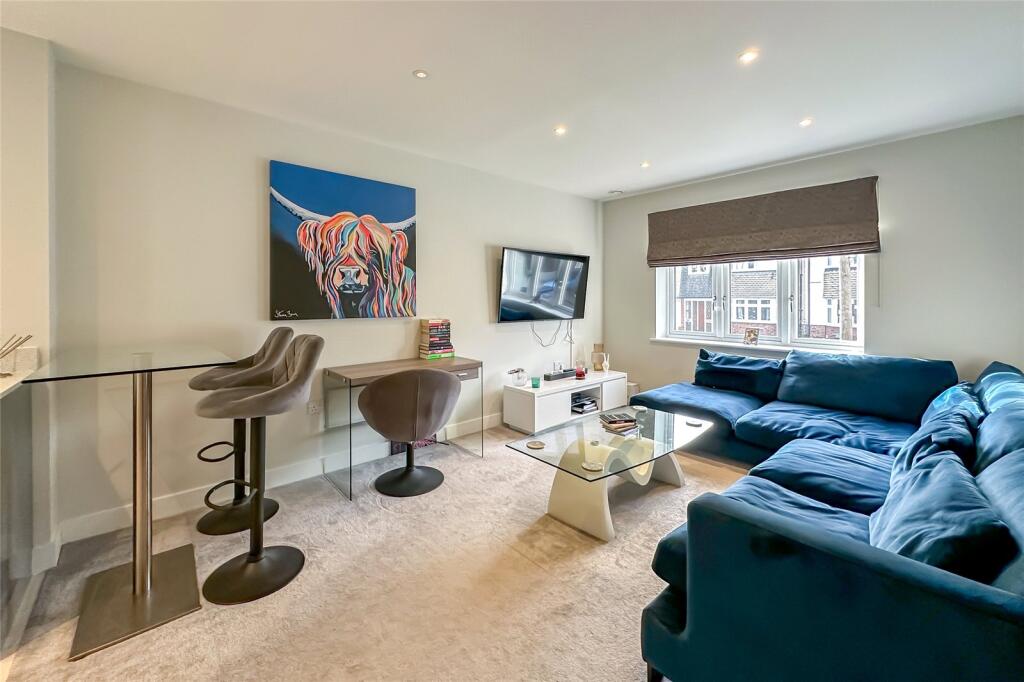 Additional image 5 of St Margarets Court, Cross Way, Harpenden, Hertfordshire, AL5