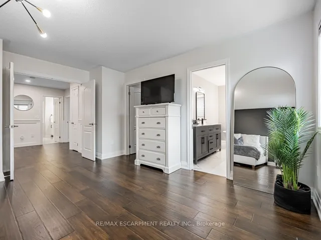 Additional image 17 of 4834 Columbus Dr