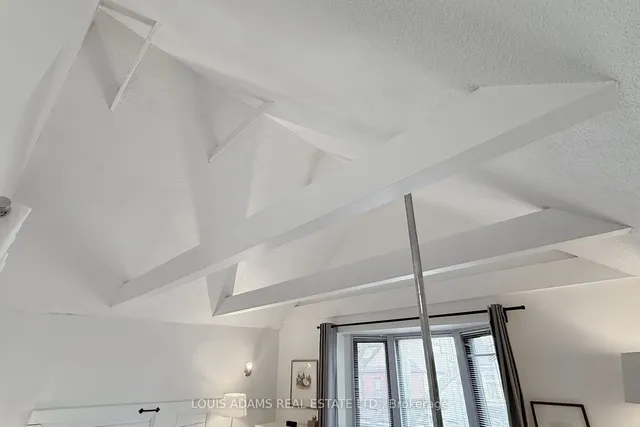 Additional image 23 of 16 Winnifred Ave