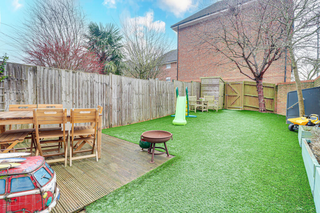 Additional image 4 of Centaurus Square, Curo Park, Frogmore, AL2