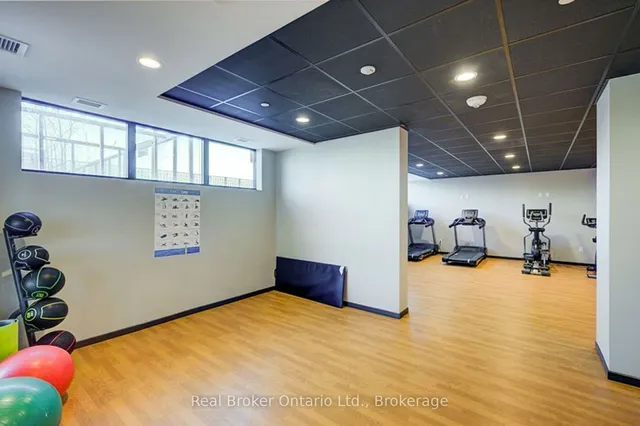 Additional image 37 of 108 Garment St Unit 904