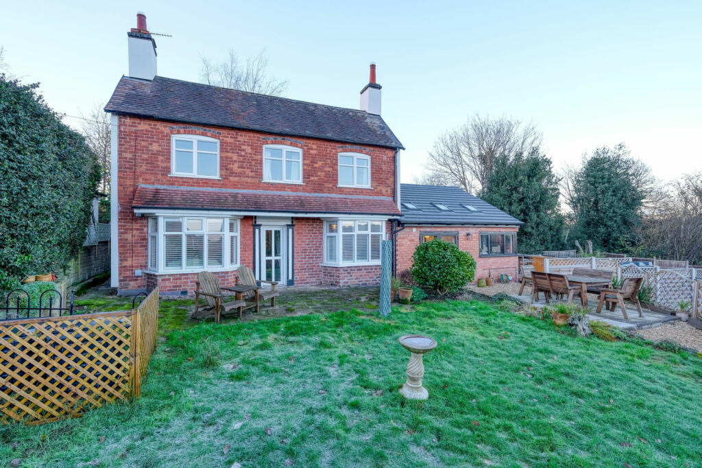 Rocky Lane, Bournheath, Bromsgrove, B61 9HP