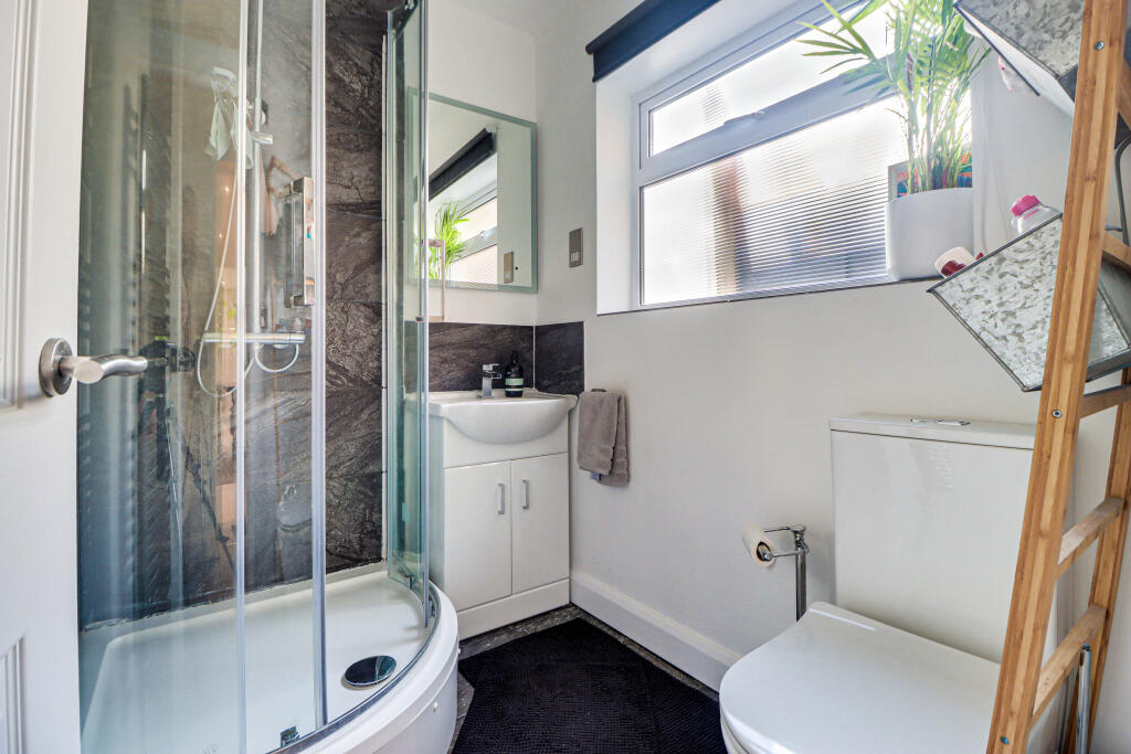 Additional image 9 of Cravells Road, Harpenden, Hertfordshire, AL5