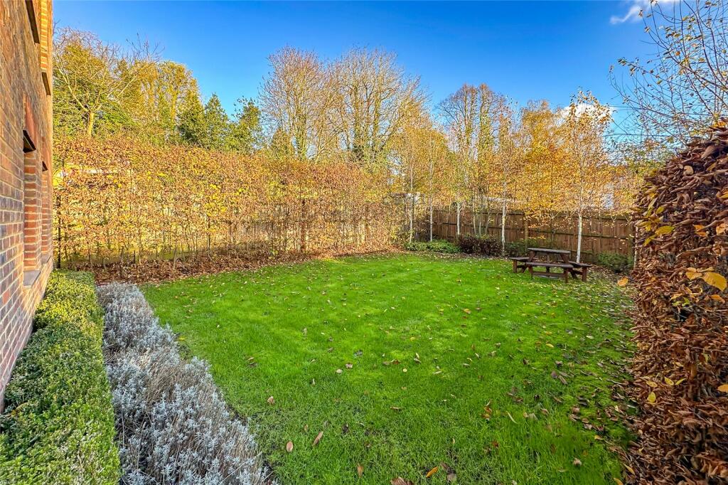 Additional image 15 of Star House, Sun Lane, Harpenden, Hertfordshire, AL5