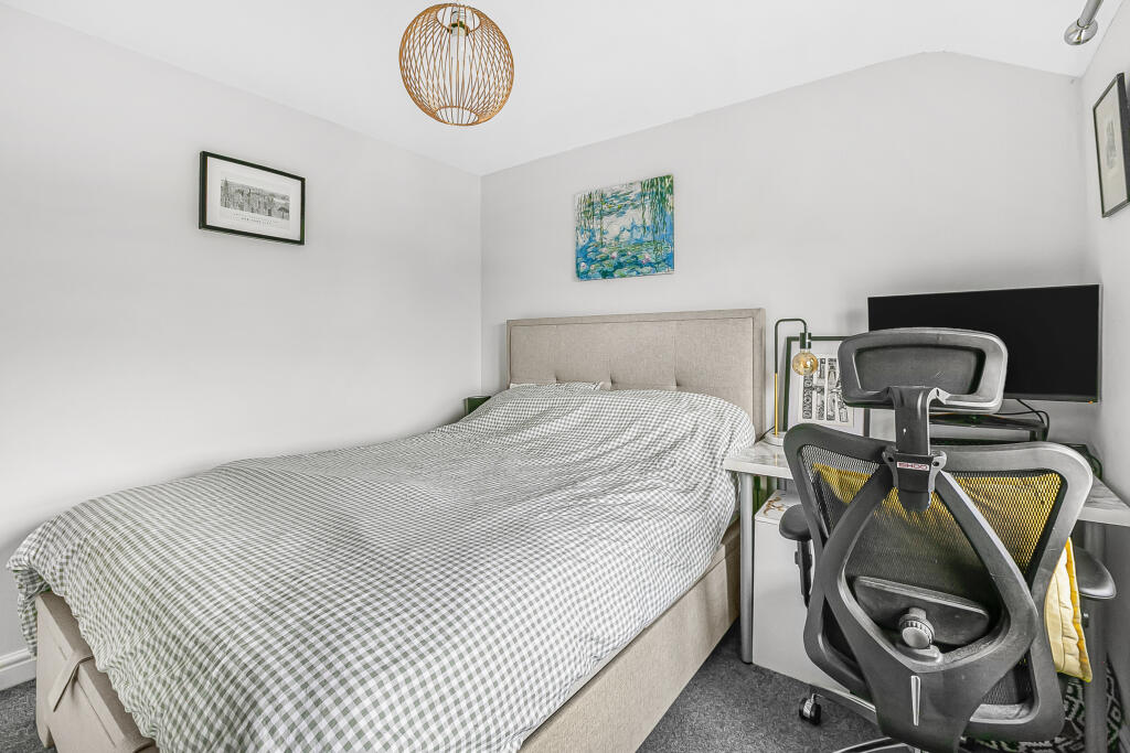 Additional image 13 of Knightsfield, Welwyn Garden City, Hertfordshire, AL8