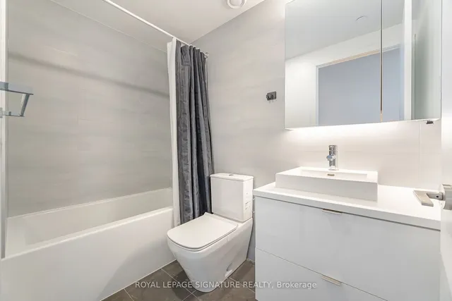 Additional image 19 of 21 Lawren Harris Sq Unit 617