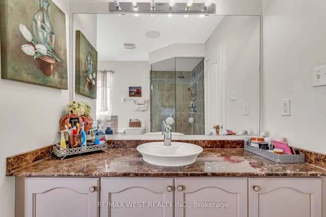 Additional image 9 of 8 Lampman Dr