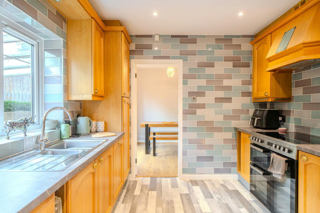 Additional image 8 of Bratton Road, Westbury, BA13 3ES