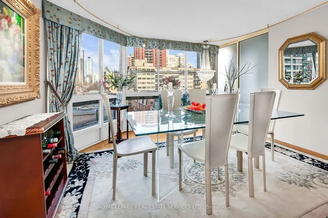 Additional image 12 of 130 Carlton St Unit 609