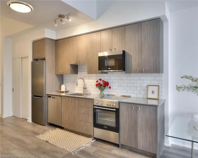 Additional image 9 of 5 Wellington St Unit 306