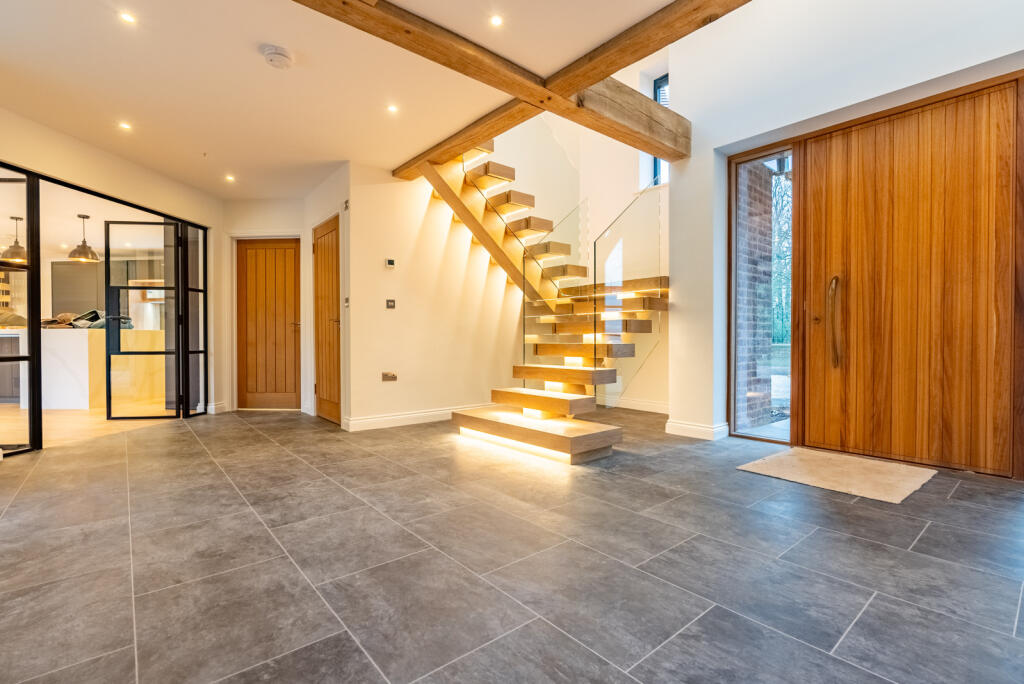 Additional image 7 of Oakridge, Drop Lane, Bricket Wood, St Albans, AL2