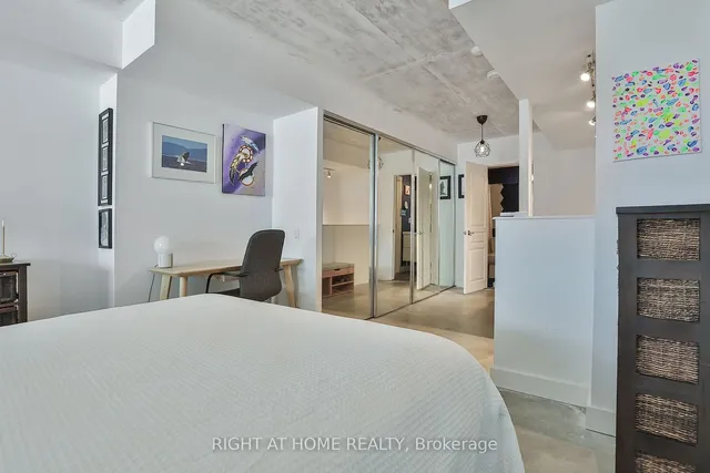 Additional image 23 of 77 Lombard St Unit 303