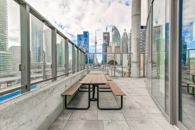 Additional image 37 of 1 Market St Unit 1413