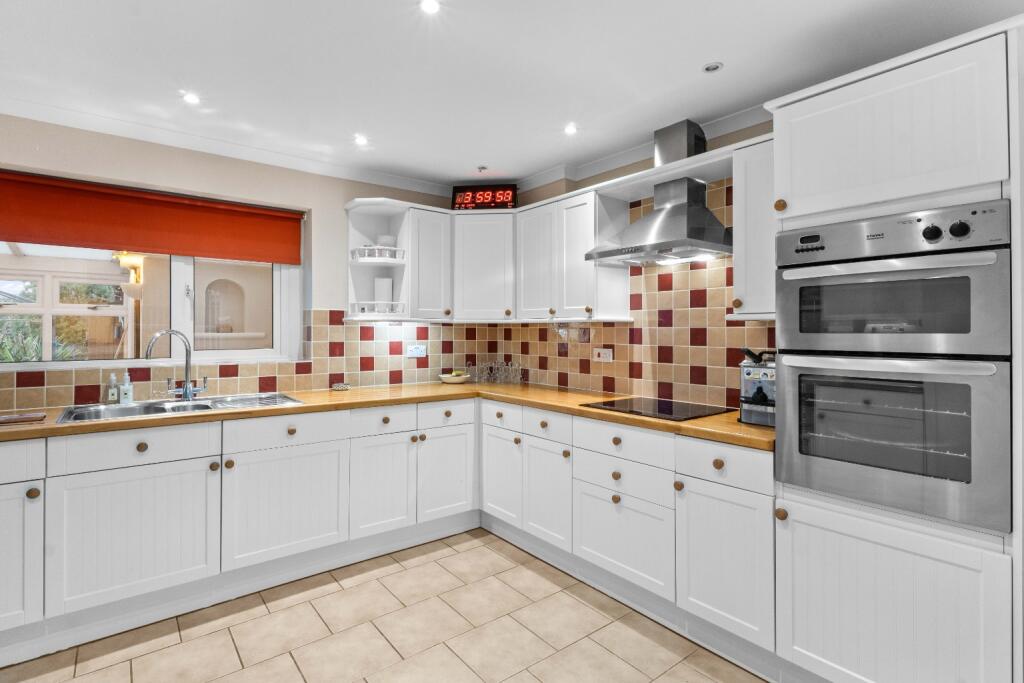 Additional image 7 of Victoria Park, Castle Cary, Somerset, BA7