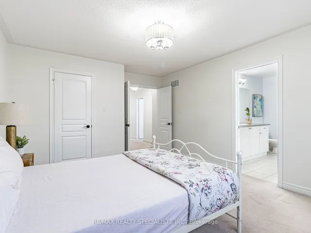 Additional image 18 of 90 Begonia Cres