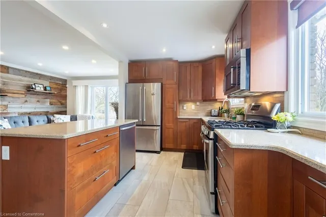 Additional image 11 of 72 Athenia Dr