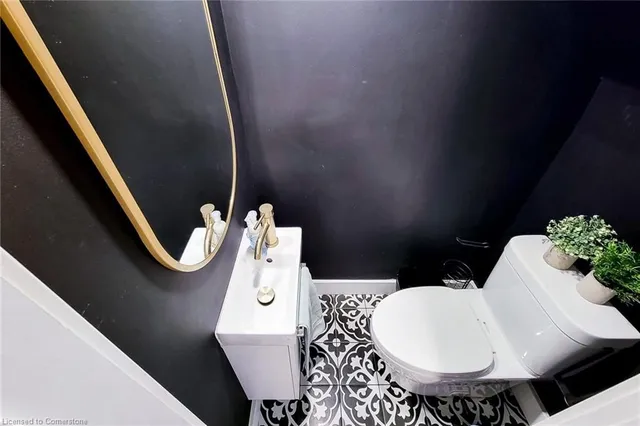 Additional image 39 of 49 East 31st St