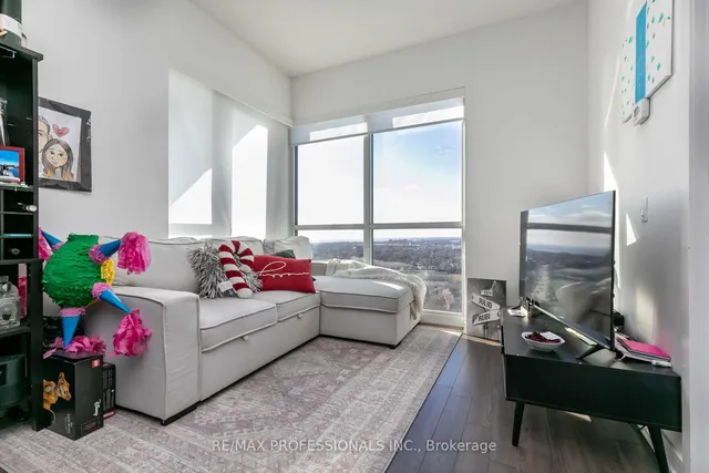 Additional image 3 of 10 Park Lawn Rd Unit 2504