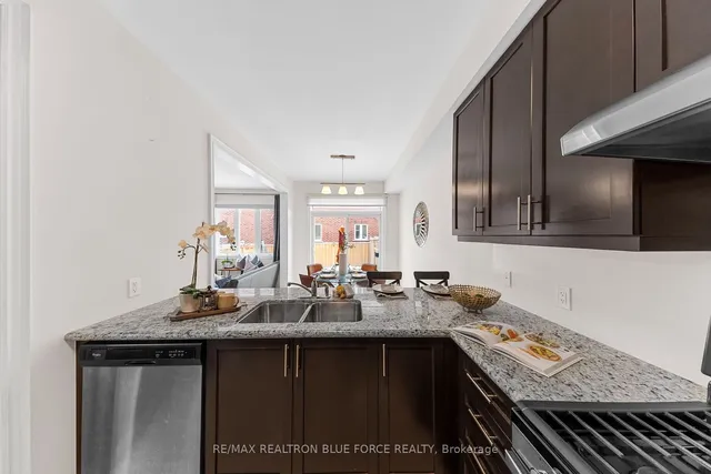 Additional image 16 of 27 Goldthread Terr