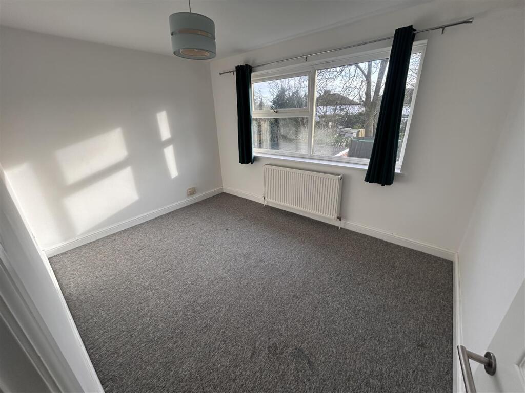 Additional image 5 of Poplars Close, Hatfield