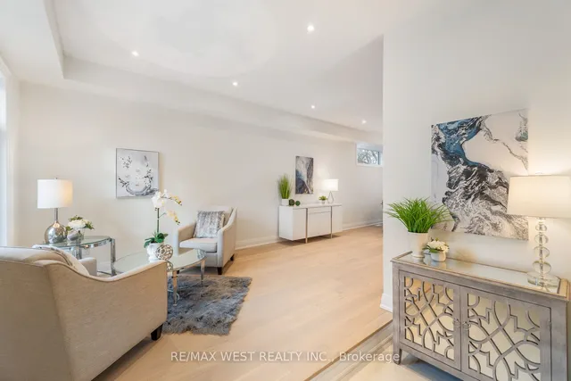 Additional image 4 of 1049 Greenwood Ave