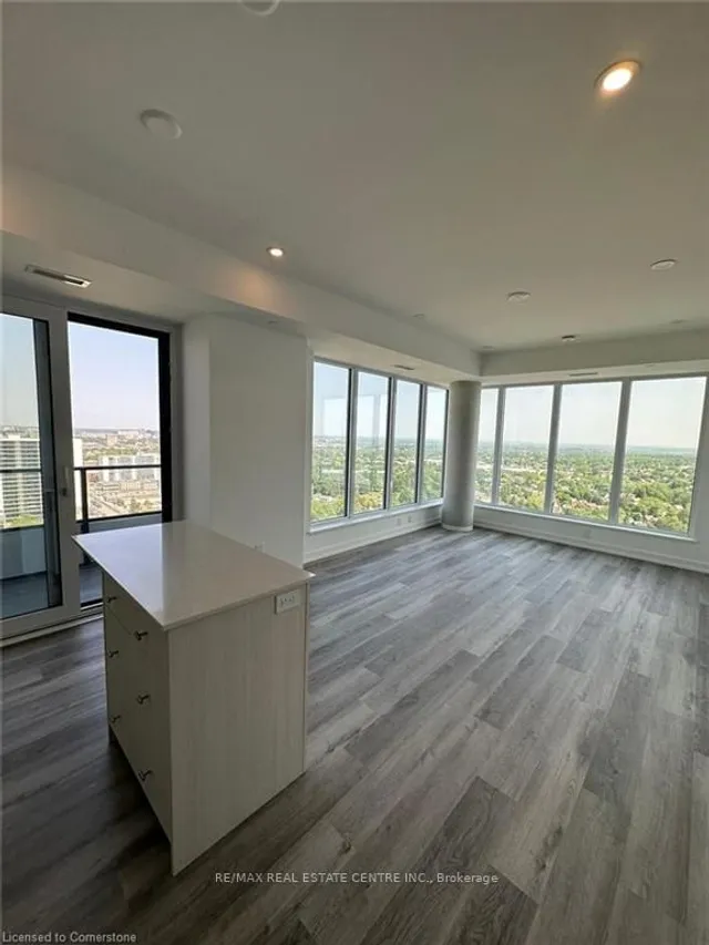 Additional image 17 of 15 Wellington St Unit 2612