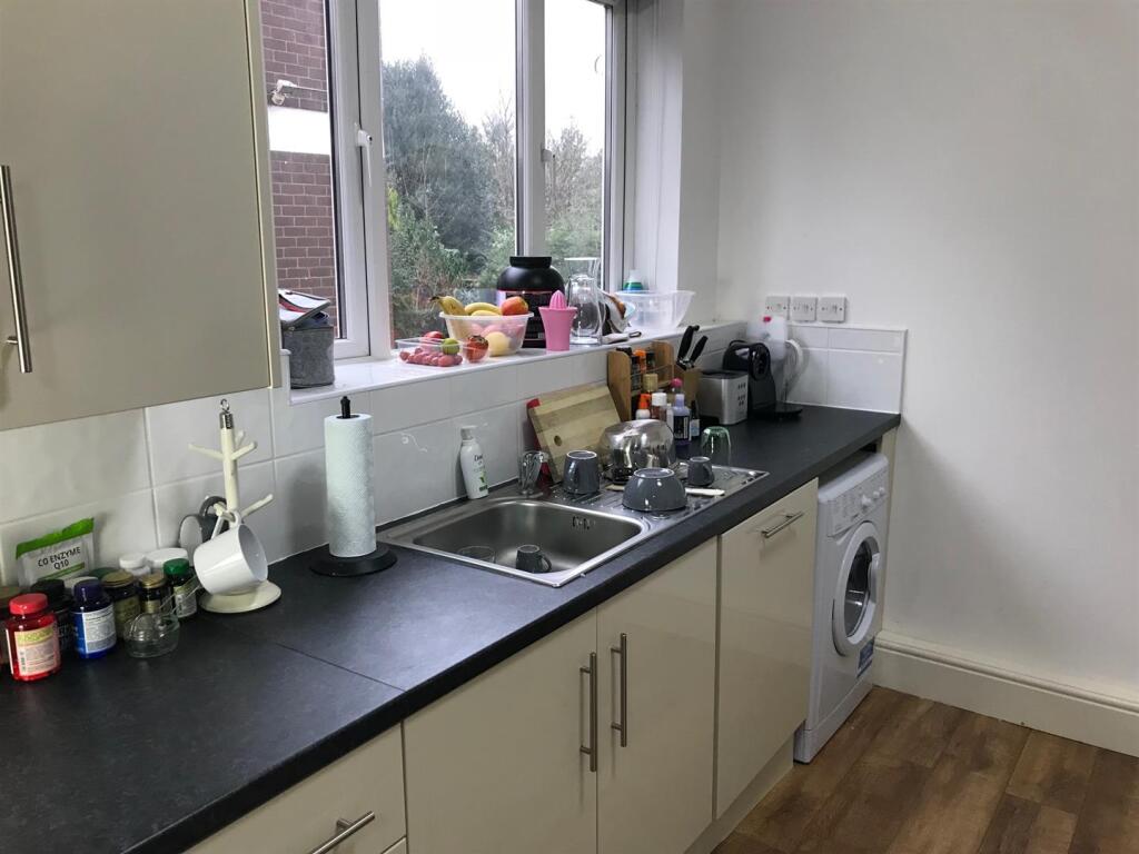 Additional image 4 of 1 bed flat, Coppice Road