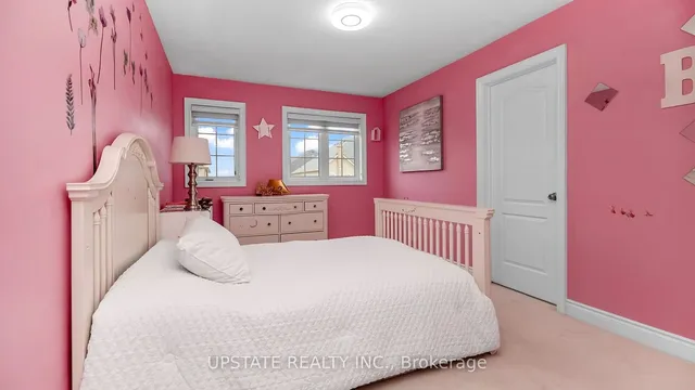 Additional image 27 of 23 Louisburg Cres