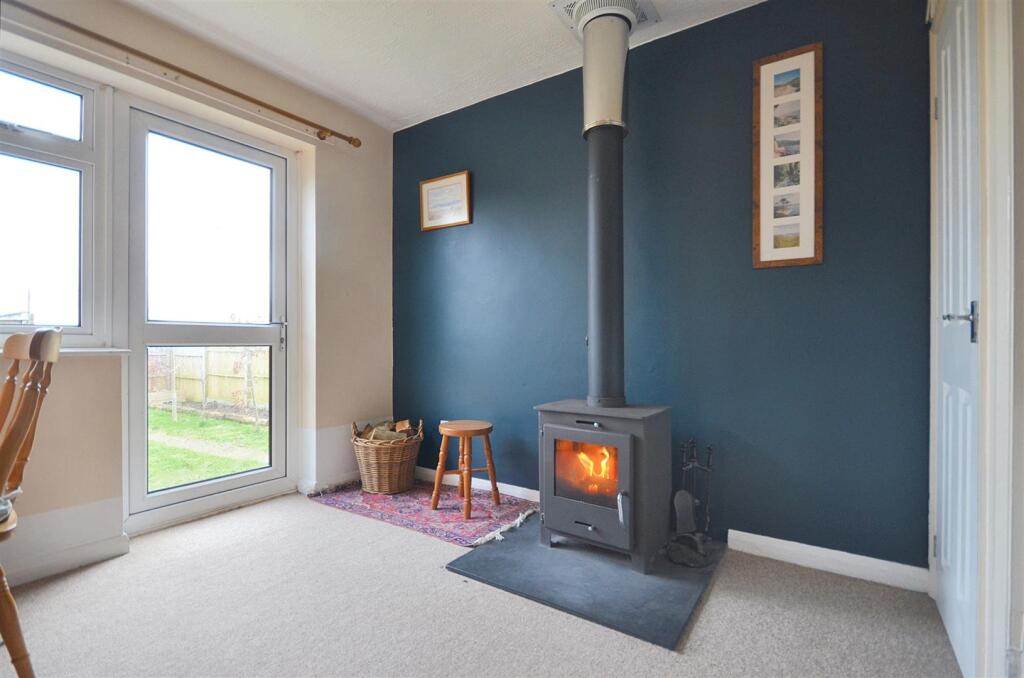 Additional image 9 of Elizabeth Gardens, Henstridge, Templecombe