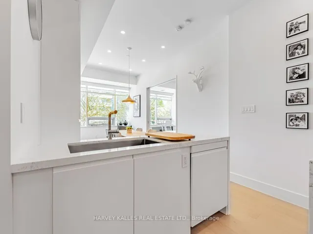 Additional image 9 of 562 Eglinton Ave Unit 202