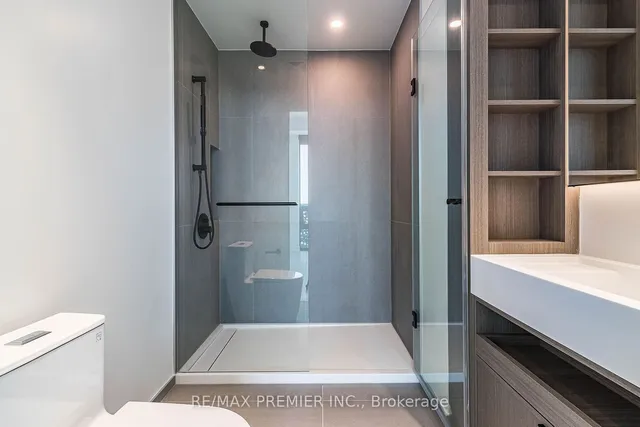 Additional image 29 of 55 Charles St Unit 3904