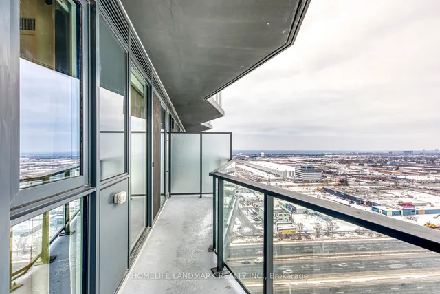 Additional image 19 of 36 Zorra St Unit 2002