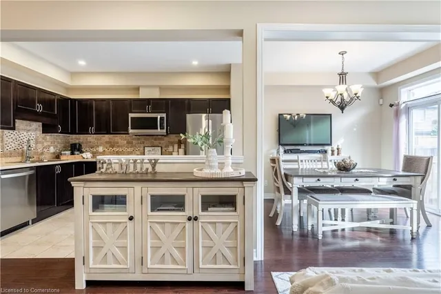 Additional image 23 of 45 Seabreeze Cres Unit 10